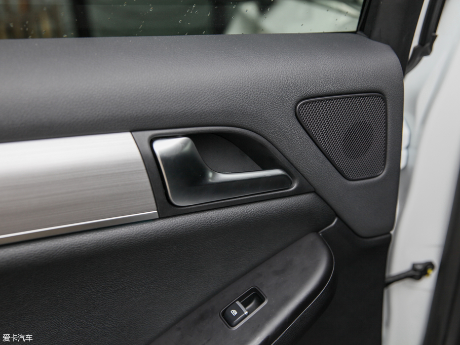 2018 2.0T Ԅ(dng)(lin)ҫ 7 (gu)V