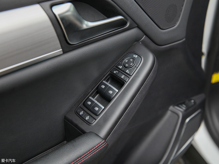 2018 2.0T Ԅҫ 7 V