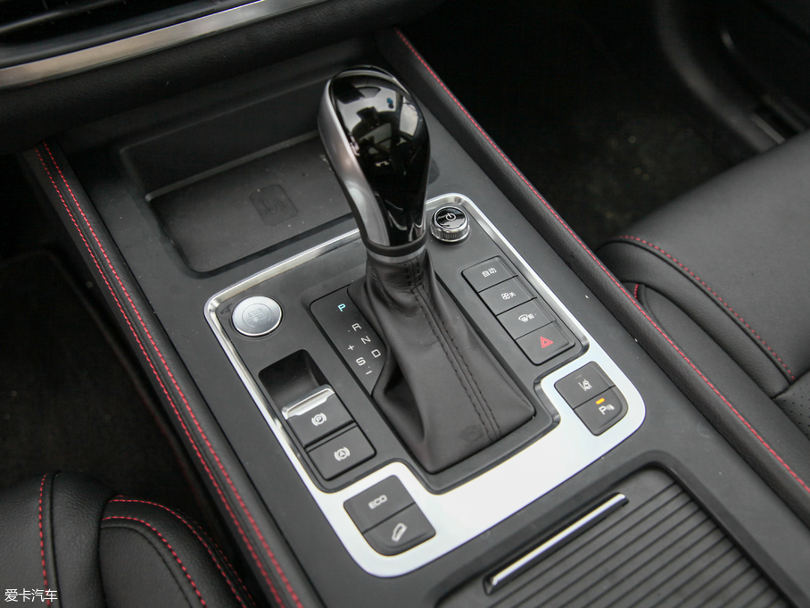 2018 2.0T Ԅ(lin)ҫ 7 V