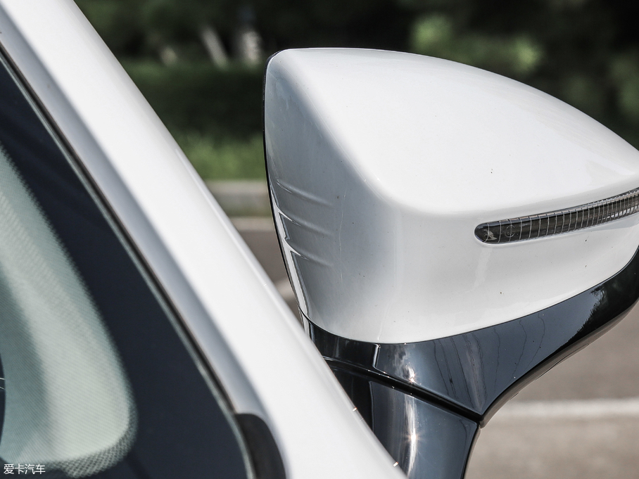 2018���� 2.0T �Ԅ�����s�� 7�� ��V