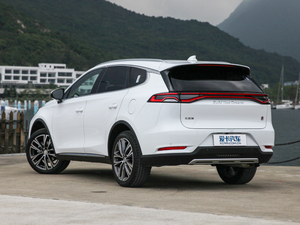 2018款2.0T 自动智联尊耀型 7座 国V 左后45度
