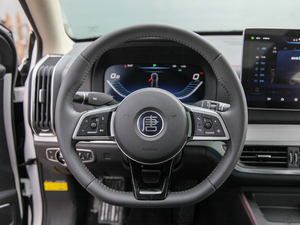 2018款2.0T 自动智联尊耀型 7座 国V 方向盘