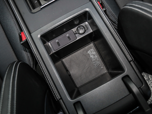 20182.0T Ԅs 7 V g