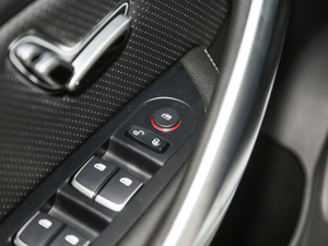 2019款EV 500 智联领享型 中控区