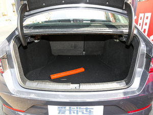 2018款1.5TI 自动智联锋动型 行李厢空间