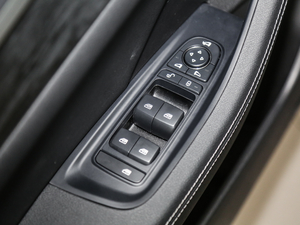 2018EV500 (lin)I(lng) {܇ƅ^(q)	