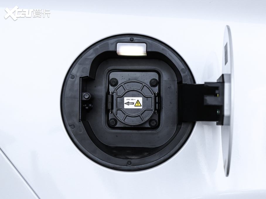 2019Դ DM 2.0T pF 7 VI