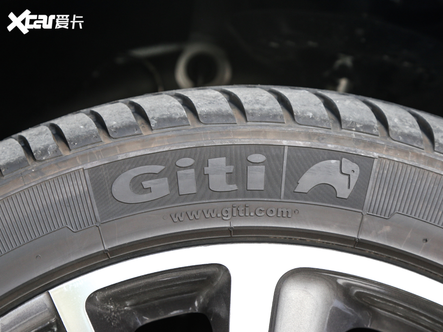 2019Դ DM 2.0T pF 7 VI