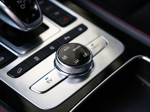 2019DM 2.0T pF 7 VI п؅^