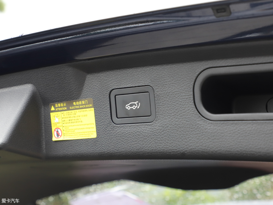 2019MAX 1.5T Ԅ(lin)ҫ 7 VI