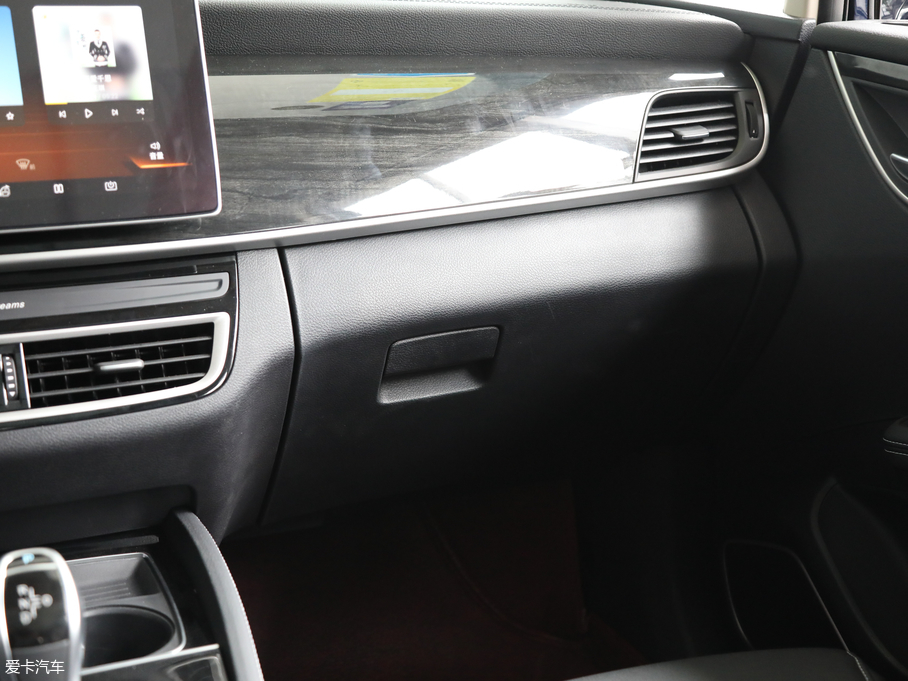 2019MAX 1.5T Ԅ 6 V