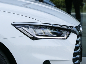 2019ܰ 1.5TI քh V ^