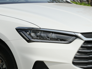 2019ܰ 1.5TI քh V ^