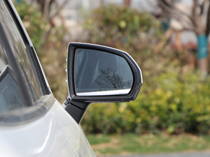 2019ܰ 1.5TI քh V ^