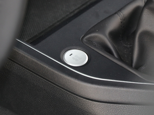 2019ܰ 1.5TI ք(dng)(lin)h(dng) (gu)V п؅^(q)