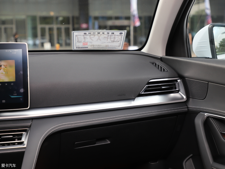 2019����Pro 1.5T �Ԅ����F��