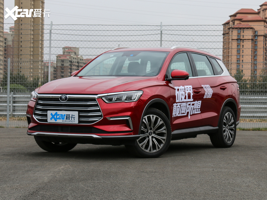 2019款宋pro 新能源 1.5T 四驱性能版 旗舰型