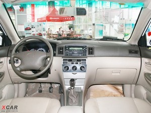 2009款1.5L 手动舒适版 内饰全景
