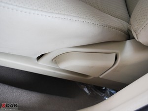 2009款1.5L 手动实用版 空间座椅