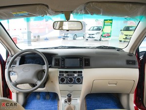 2009款1.5L 手动实用版 内饰全景
