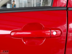 2009款1.5L 手动实用版 主驾门拉手