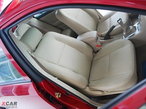 2009款1.5L 手动实用版 主驾驶座椅