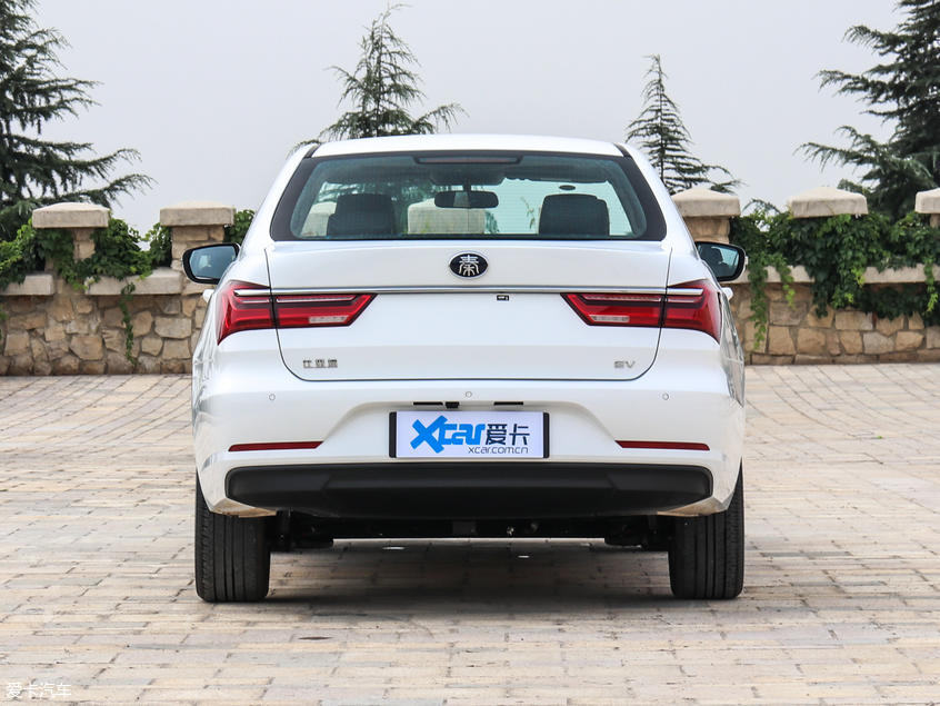 比亚迪汽车2019款秦ev 比亚迪汽车2019款秦ev