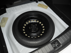 2020款1.5L CVT豪华型 备胎
