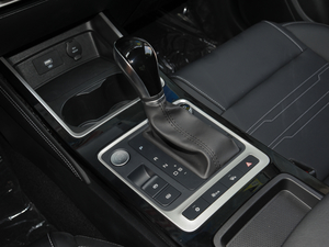 2020款1.5L CVT豪华型 换挡杆