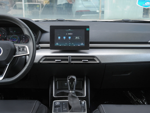 2020款1.5L CVT豪华型 中控台