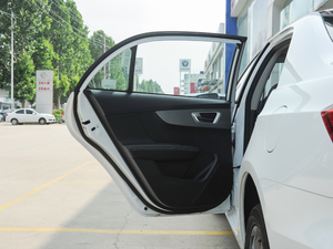 2020款1.5L CVT豪华型 左后车门