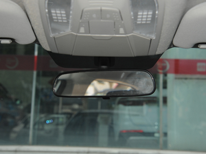 2020款1.5L CVT豪华型 车内后视镜