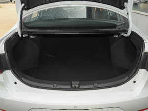 2020款1.5L CVT豪华型 行李厢空间