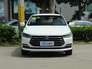 2020款1.5L CVT豪华型 正前