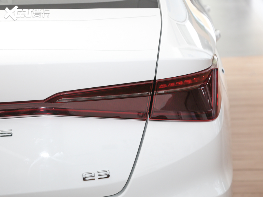 2020ȁe3 m(x) (chung)F