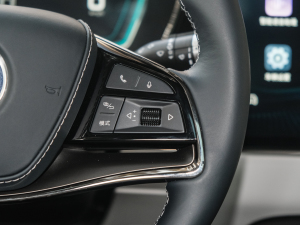 2020Lm(x)F п؅^(q)