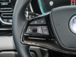 2020Lm(x)F п؅^(q)