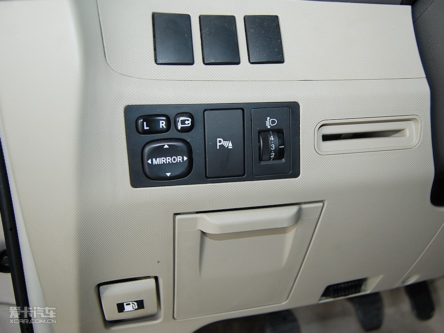 2010ȁM6 2.0L ք(dng)A