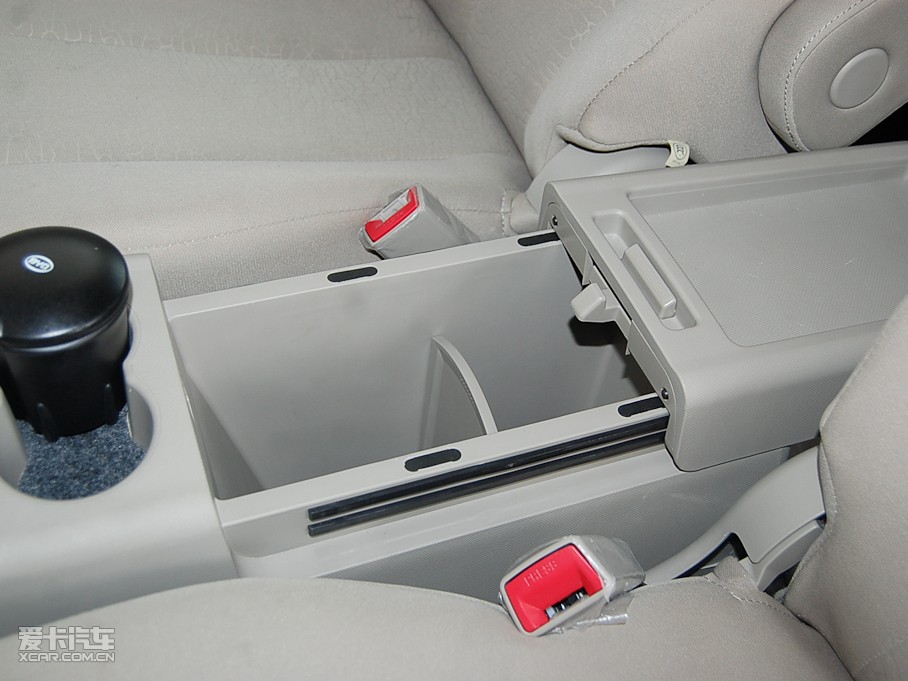 2010ȁM6 2.0L ք(dng)A