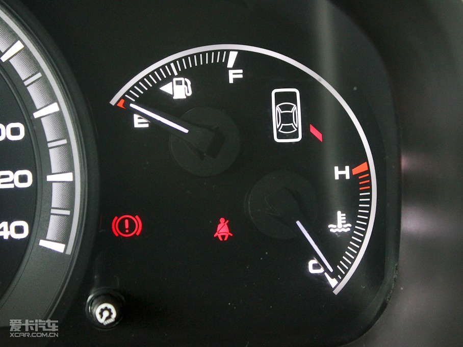 2010ȁM6 2.0L ք(dng)A