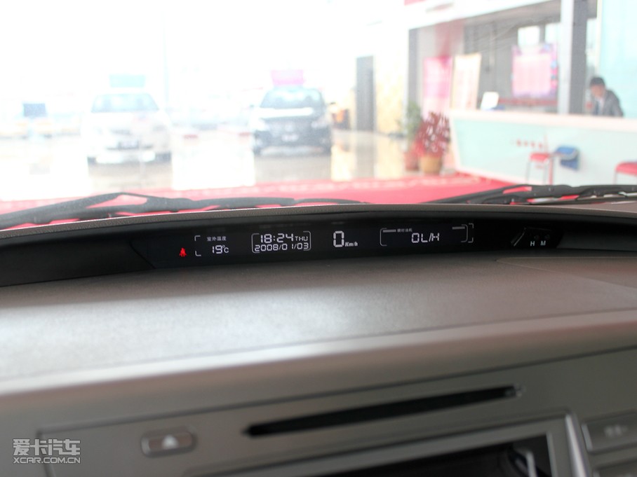 2010ȁM6 2.0L ք(dng)A