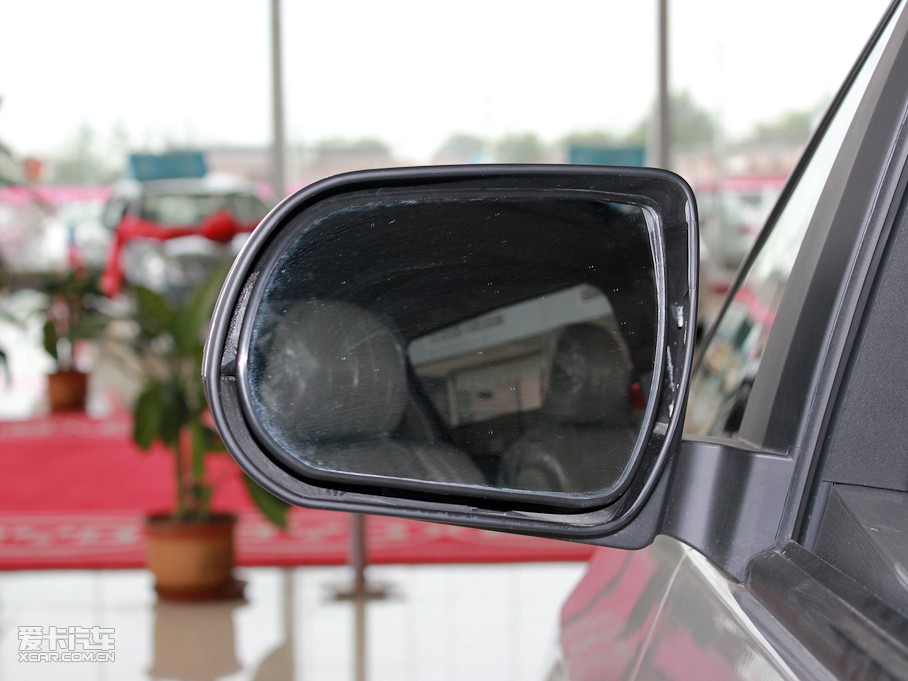 2010ȁM6 2.0L ք(dng)A