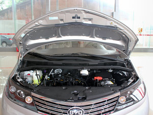 2010款2.0L 手动豪华版 其它