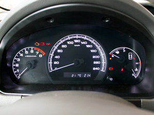2010款2.0L 手动豪华版 仪表