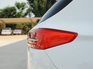 2020�(j��ng)��� 1.5T �ԄӾ�Ӣ�� ����(ji��)���^