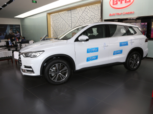 2020款1.5T 自动领航版 正侧（左）
