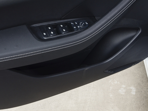 2020Խ 1.5TI Ԅ(dng)Ş ǰT(mn)(ch)g