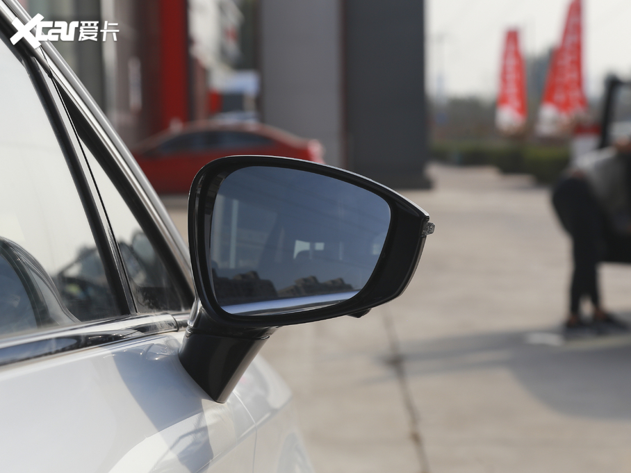 2021MAX (j) 1.5T Ԅ(dng)F 7