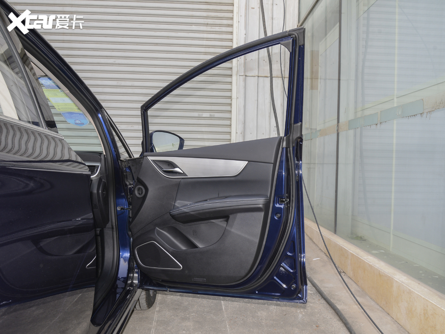 2021MAX  1.5T ԄӺA 6