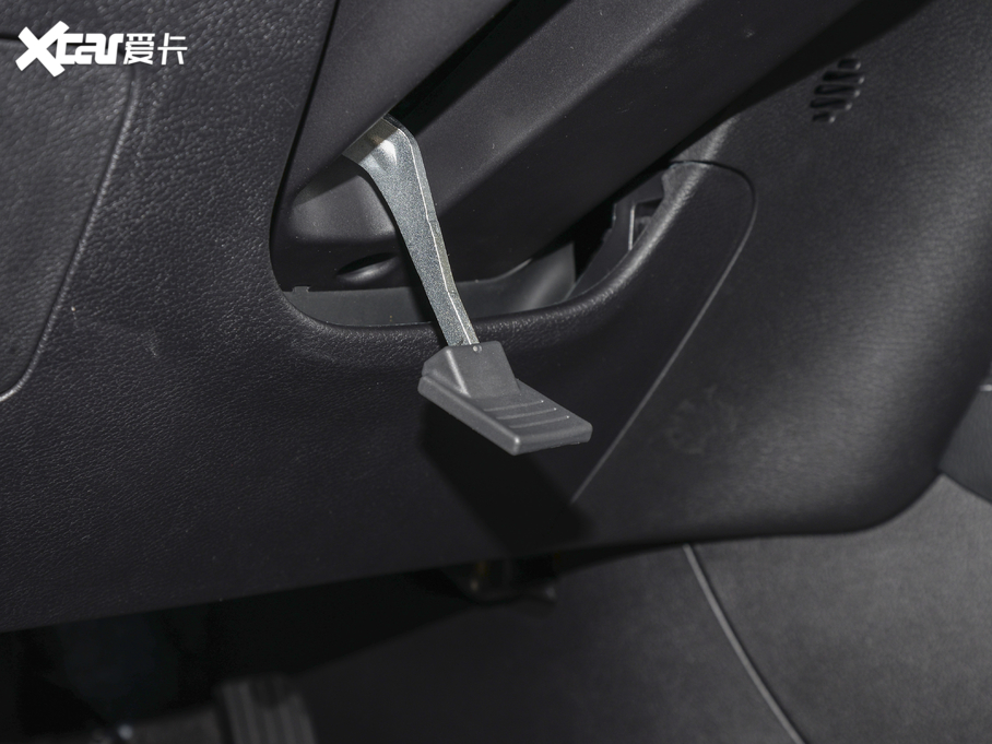 2021MAX  1.5T ԄӺA 6